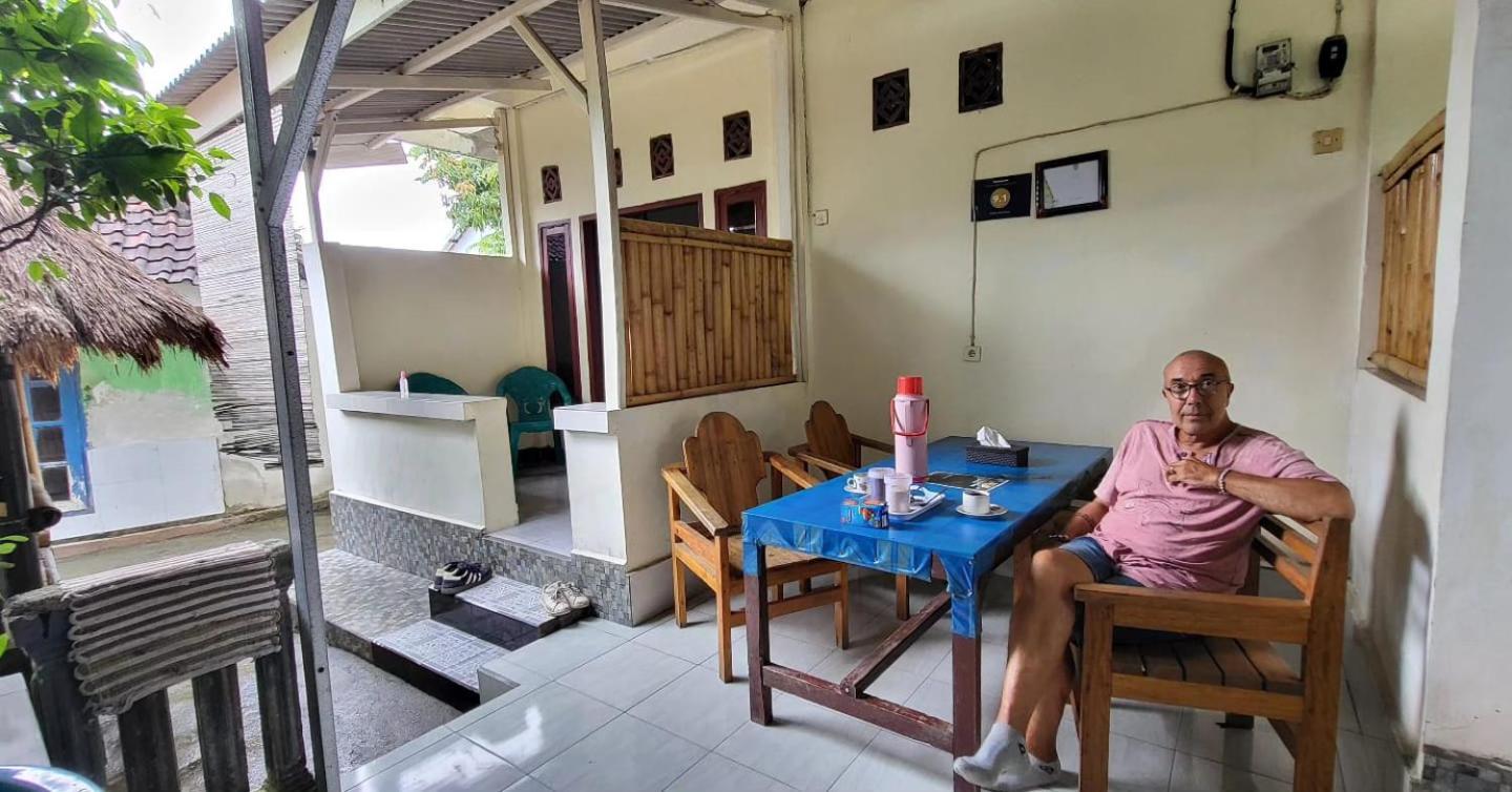 Pedek Homestay 프라야 외부 사진