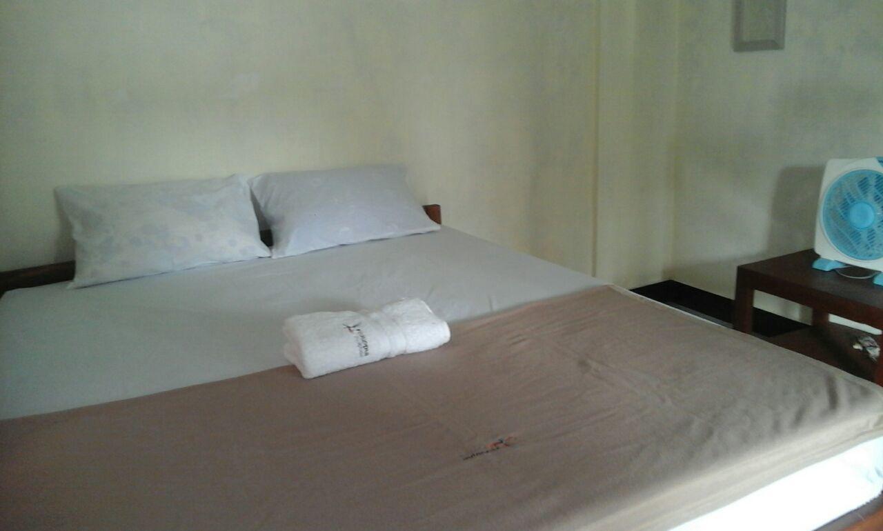 Pedek Homestay 프라야 외부 사진