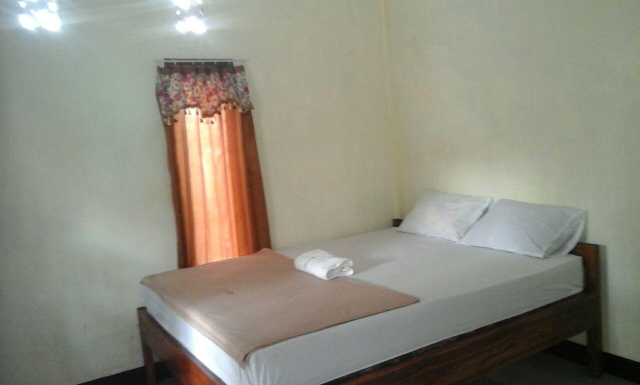 Pedek Homestay 프라야 외부 사진